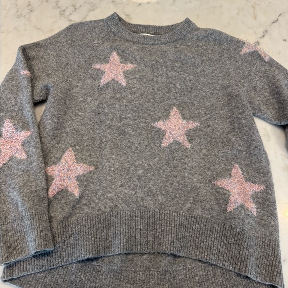 Lou & Grey Sweaters - Lou & Grey for LOFT Women’s Gray with Pink Star Pattern Sweater, size XS, EUC